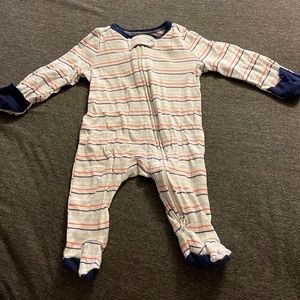Baby clothes